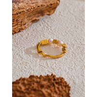 JINYOU 4740 Neuankömmling Natur perlen ring Elastischer goldener Edelstahl verstellbarer Ring für Damen fingers chmuck