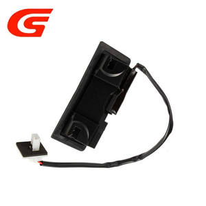 Tout nouveau commutateur de déverrouillage de poignée de hayon de coffre pour <span class=keywords><strong>Opel</strong></span> <span class=keywords><strong>Astra</strong></span> H 13223920 13117289 - Product Image 3