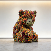 Sculpture géante artisanale d'animaux floraux, installation artistique personnalisée de taureau/cheval/chien/ours/lapin pour la décoration de centres commerciaux et de mariages