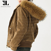 Veste bomber en twill de coton délavé sur mesure LARSUR avec col en fourrure, veste en jean de motard pour femme