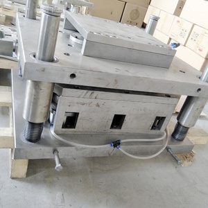 Machine de poinçonnage de récipient de papier d'aluminium de fabrication de la chine - Product Image 4