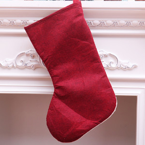 LINGKAI Chaussettes de Noël à revers à carreaux, motif Père Noël, Bonhomme de neige et Renne en 3D, Sac à bonbons, Cadeau de Noël, Décoration de fêtes à suspendre au foyer - Product Image 5
