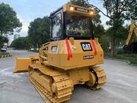 Offre Spéciale : Bulldozer Caterpillar D5K d'occasion, modèle 2023, capacité de nivellement de 2,19 m, moteur de 93 kW, roulement, boîte de vitesses