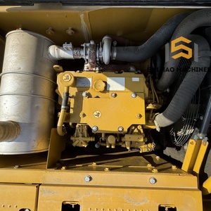 Excavatrice sur chenilles d'occasion CAT315D2GC de 15 tonnes de haute qualité, prix bas pour les travaux de construction et d'excavation à grande échelle - Product Image 3