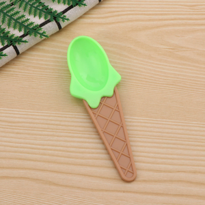 Copos de Plástico Personalizados para Sorvete com Colher, Multicoloridos, Adoráveis, Presente Portátil para o Verão - Product Image 5