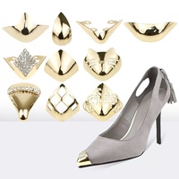 Boucles de chaussures de protection pour femmes, en métal, à bout pointu, à talon haut, anti-choc, différents styles, clips de protection décoratifs pour chaussures