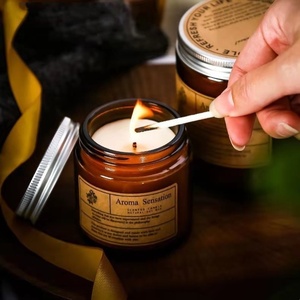 Bougies Cadeaux pour femmes et hommes Bougie d'aromathérapie parfumée à la maison Cire de soja Bougies ambre longue durée pour la fête des mères - Product Image 1