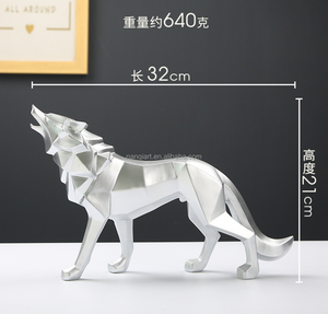 Statue Decorative da Interno di Alta Qualità, Modelli di Lupo Realistici in Resina Artigianale - Product Image 4