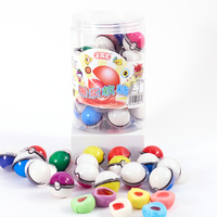 Fabrieksdirecte verkoop Halal grappige fruitige aardbei globe oog vlag snoepjes fruit sandwich Halloween aanbieding
