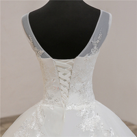 Robes de mariée classiques brillantes à col en V en dentelle blanche pure/ivoire avec application de dentelle, robe de mariée brillante, photo réelle 2021