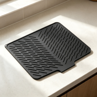 Tapis de séchage de vaisselle en silicone écologique résistant à la chaleur, protection anti-éclaboussures pour évier de cuisine, auto-drainant, 40x30cm, avec design de bec verseur