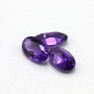 <span class=keywords><strong>Pietra</strong></span> naturale di ametista naturale di alta qualità aaaaanaturale <span class=keywords><strong>pietra</strong></span> preziosa <span class=keywords><strong>viola</strong></span> <span class=keywords><strong>con</strong></span> 8mm di altezza ovale taglio pera forma di cristallo - Product Image 1