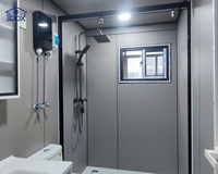 Maisons conteneurs portables extensibles avec revêtement blanc, maison préfabriquée pliable avec grandes fenêtres avant, finition intérieure au sol en SPC