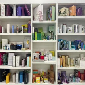 Boîte d'emballage pour ensemble de soins de la peau, boîte d'emballage en carton haut de gamme, boîte d'emballage personnalisée avec doublure - Product Image 6