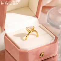 Bague de fiançailles solitaire en moissanite torsadée avec sertissage à griffes, bague de mariage tendance pour femme en or 18 carats