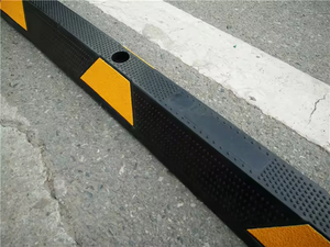 उच्च गुणवत्ता 1830 मिमी भारी ड्यूटी कार पार्क रबर व्हील स्टॉपर 183 सेमी पार्किंग ब्लॉक - Product Image 3