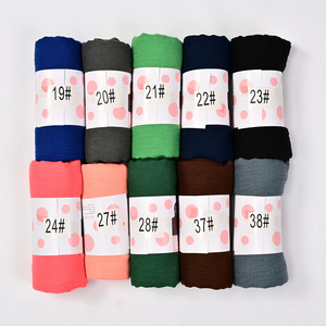 Venta al por mayor sólido <span class=keywords><strong>Heather</strong></span> cepillado invierno chal Pashmina de lujo personalizado de las mujeres Hijab impreso Logo musulmán mujeres Head Wrap - Product Image 3
