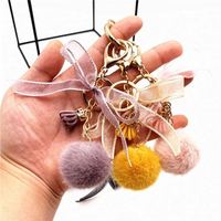 Porte-clés Levify en peluche légère avec design anime, matériau doux et écologique, pendentif 3D durable pour accessoires multi-occasions