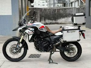 Motocyclette <span class=keywords><strong>à</strong></span> essence d'occasion <span class=keywords><strong>BMW</strong></span> <span class=keywords><strong>F800GS</strong></span>, bicylindre, refroidie par eau, injection électronique de carburant - Product Image 3