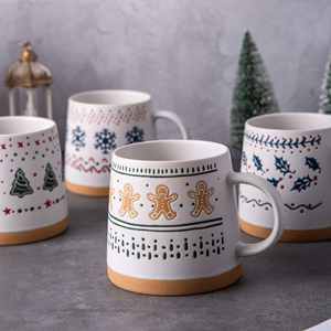 Mug à café en céramique de Noël de luxe fait main de haute qualité 14oz (330ml) avec logo personnalisé imprimé en sérigraphie pour fêtes - Product Image 2