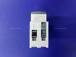 Disjoncteur miniature neuf et original MCB 5SY6206-7CV Icu=10KA 400V 2P C6 5SY6206-7CV Disjoncteur miniature MCB 5SY6206 - Product Image 5