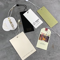 Vêtements personnalisés Étiquette de gaufrage recyclée Accessoires de vêtement Vêtements Étiquettes volantes