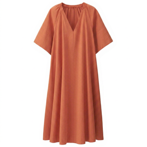 Robe longue trapèze pour femme, orange corail, à manches courtes, col en V, coupe décontractée, encolure froncée et silhouette évasée - Product Image 1