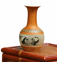 Vase de table en céramique de style Wabi-Sabi chinois avec motif de panda - Pièce d'art artisanale écologique en provenance du Sichuan