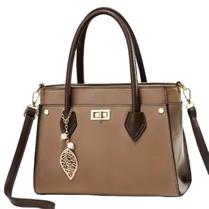 Bayanlar için moda özel deri çanta EXW fiyat kadınlar için Trendy katı renk Crossbody çanta