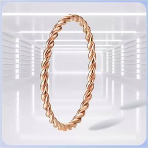 Anello Sottile di Lusso in Acciaio Inossidabile, Design Semplice e Intrecciato, Accessori all'Ingrosso - Product Image 5