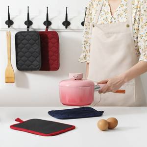 Soportes de silicona para ollas de algodón y manoplas para horno resistentes al calor 18x23cm almohadillas rectangulares aptas para lavavajillas para uso en la cocina - Product Image 4