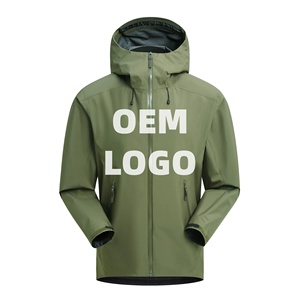 Herren Premium Softshell-Jacke mit Kapuze für Winterliche Outdoor-Aktivitäten - Langlebig und Bequem für Camping, Wandern und Bergsteigen - Product Image 1