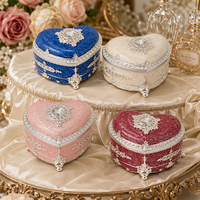 Boîte à bijoux en métal en forme de cœur, émail bleu roi, étui à bibelots en cristal, organisateur de bagues en velours, cadeaux de mariage, cadeaux d'anniversaire