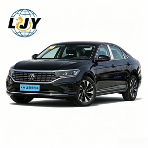 Volkswagen <span class=keywords><strong>Passat</strong></span> 280TSI Turbo 2023: <span class=keywords><strong>Berlina</strong></span> Business di Medie <span class=keywords><strong>Dimensioni</strong></span>, Confortevole per Famiglia e Lavoro, Fornitura Globale - Product Image 1