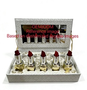 Ensemble de 5 rouges à lèvres luxueux - Rouge à lèvres <span class=keywords><strong>bio</strong></span> vegan en tube doré - Emballage romantique en boîte de velours - Cosmétiques vegan - Product Image 3