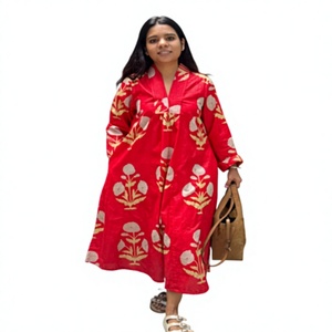 ชุดเดรสยาวสีแดงสไตล์วินเทจสำหรับงานพิธีการ ผ้าฝ้าย 100% - Product Image 1