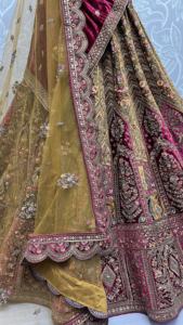 Moderna Colección Nupcial para Mujer, Lehenga Choli de Terciopelo hasta el Suelo, Antiarrugas, con Bordado Pesado y Parches, Traje de Boda, el Mejor - Product Image 5
