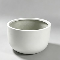 Vente en gros de pots de fleurs en fibre de verre simples et modernes pour l'extérieur et l'intérieur, légers, durables et brillants, pour le jardin et les centres commerciaux
