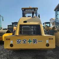 Compacteur routier d'occasion CAT CS-683E monocylindre, 18,8 tonnes, faible nombre d'heures, entretien facile, compactage routier