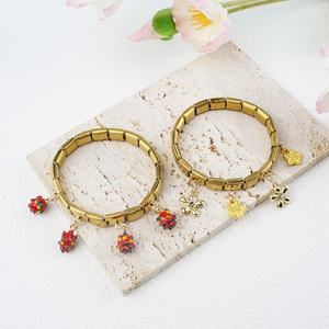 Bracelets à breloques de mode italienne, nouvelle série de pendentifs en forme de fruits et de fleurs, bracelet élastique, assemblage personnalisé - Product Image 2