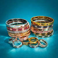 Parures de bijoux tendance pour femmes, design de marque de luxe, colorées, plaquées or 18 carats, en laiton et zircone, avec anneaux et bracelets à visser en forme de cœur