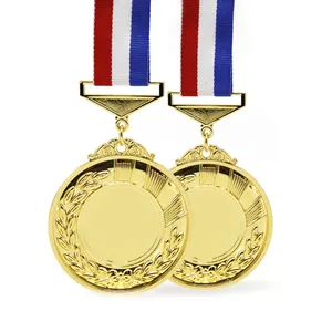 Fabrika toptan ucuz madalya üreticisi özel 3D Metal boş hatıra altın madalya spor