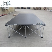 Scène en aluminium Spider Riser à clés hexagonales avec flight cases en promotion