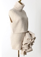 Ensemble trois pièces OUDINA : jupe plissée brodée, cardigan long en maille ample et pull pour femme – Tenue élégante