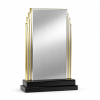Trophée sportif 3D en métal poli Barb Netal, lames torsadées argentées effet miroir, agglomérées sur une base ronde, pour récompenses de tournois