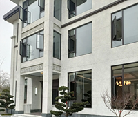 Dalles de granit blanc flammé modernes, finition directe usine, dimensions personnalisées pour la décoration murale de villas, hôtels et écoles