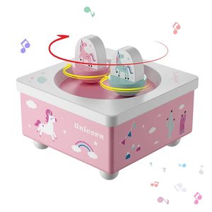 Boîte à musique rotative pour enfants, boîte à musique personnalisée avec un design gravé pour les enfants, souvenir de vacances - Product Image 2