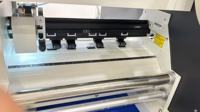 Máquina de troquelado digital automática VR30 con PLC Delta y motor para corte de rollo a rollo en tiradas cortas, ancho de material de 320 mm