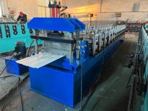 Mỹ phổ biến màu tráng thép kim loại đứng đường may <span class=keywords><strong>soffit</strong></span> bảng điều khiển máy Ốp - Product Image 6