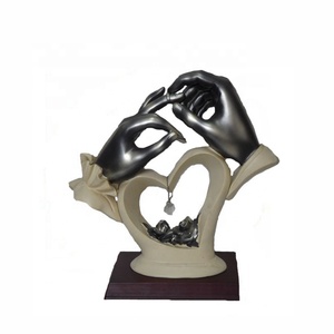Venta caliente de artesanía de resina para <span class=keywords><strong>la</strong></span> decoración de <span class=keywords><strong>la</strong></span> boda - Product Image 1